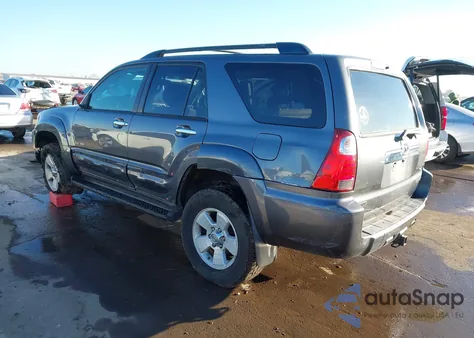 2006 Toyota 4Runner Sr5 V6 z USA, uszkodzony, nr VIN JTEBU14R260081311